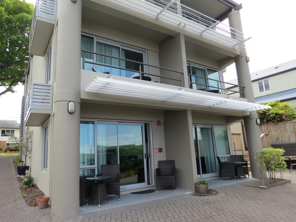 Baywater Lakeview Motel Taupo Exterior photo