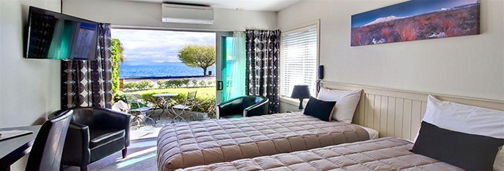 Baywater Lakeview Motel Taupo Exterior photo