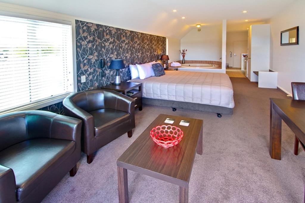 Baywater Lakeview Motel Taupo Room photo