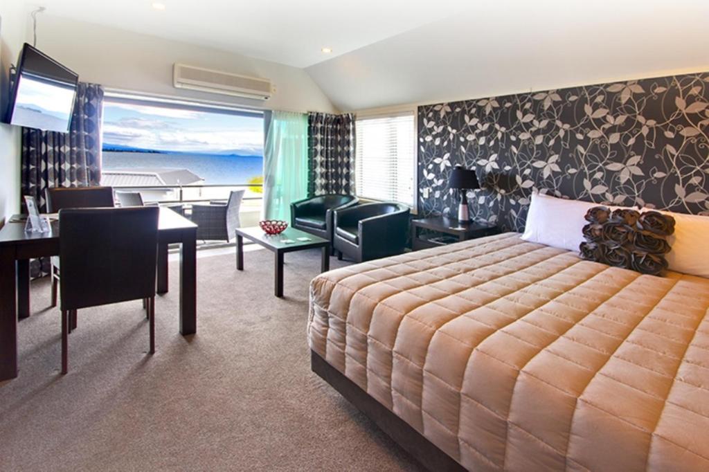 Baywater Lakeview Motel Taupo Room photo